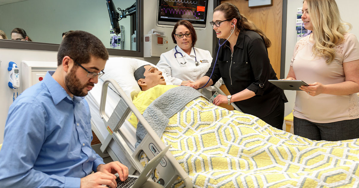 nurses with their preceptor
